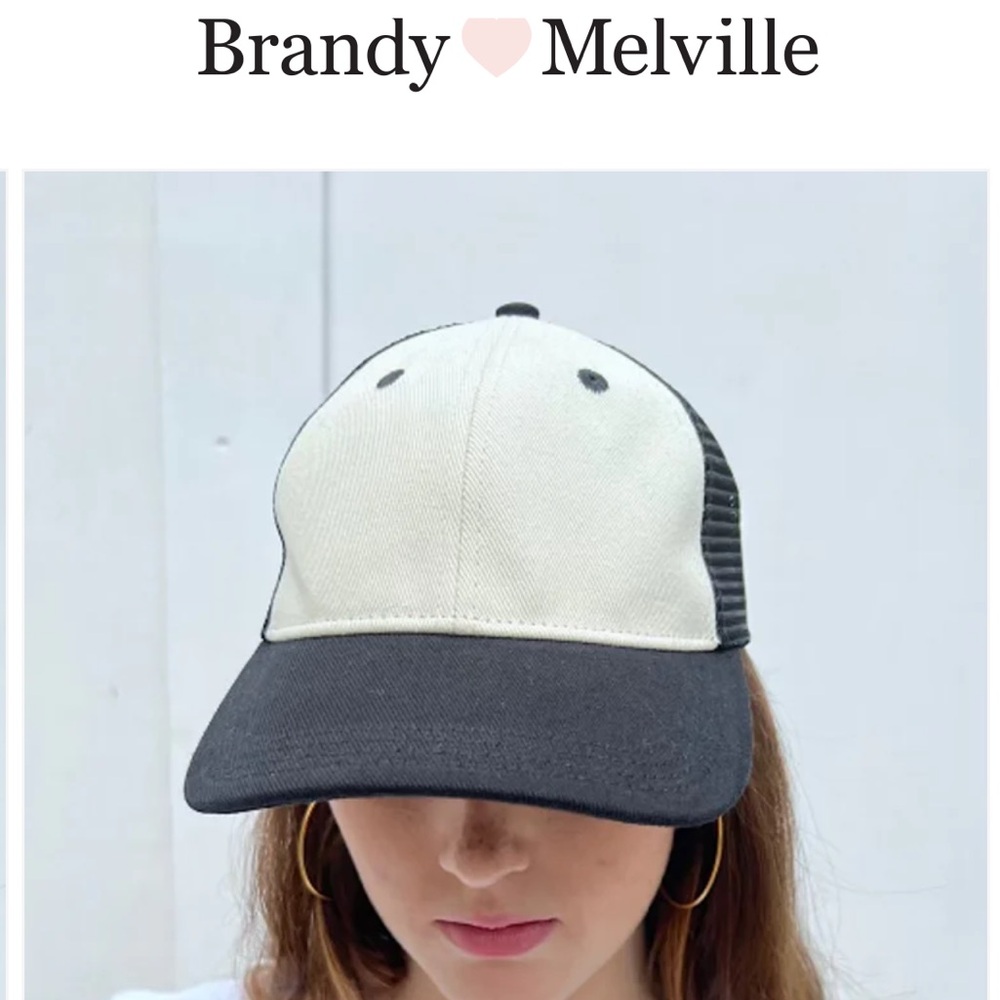 Brandy Melville canvas hat